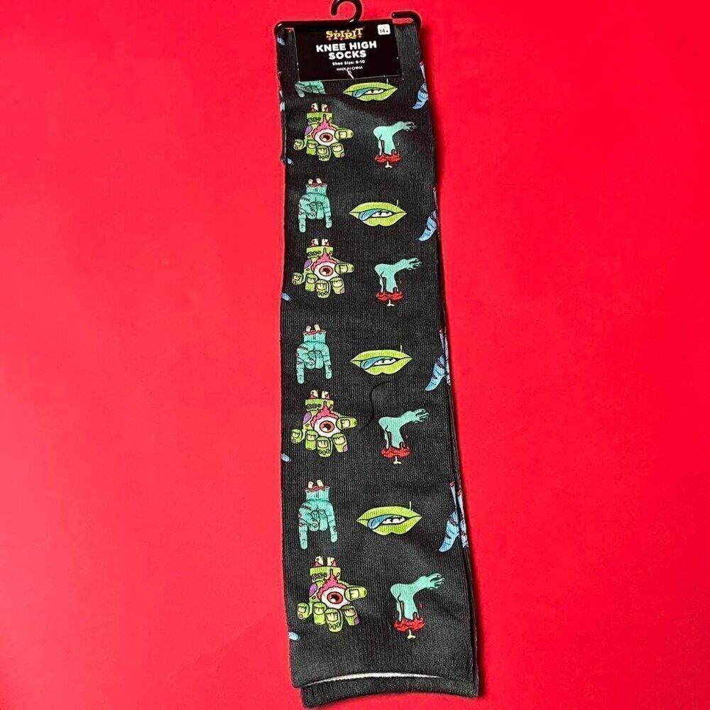 Spirit Halloween / Knee high zombie themed socks 🖤💚​​​​​​​​​​